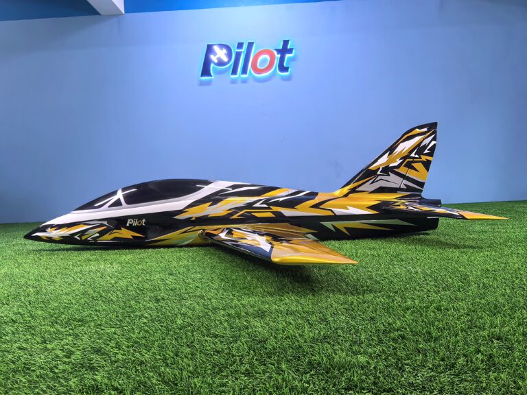 Pilot RC 1.8m Matrix - EXPECTED JULY